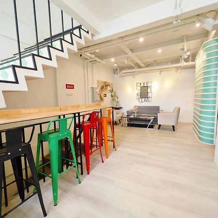 Ostay Asoke Bangkok Makkasan Luaran gambar