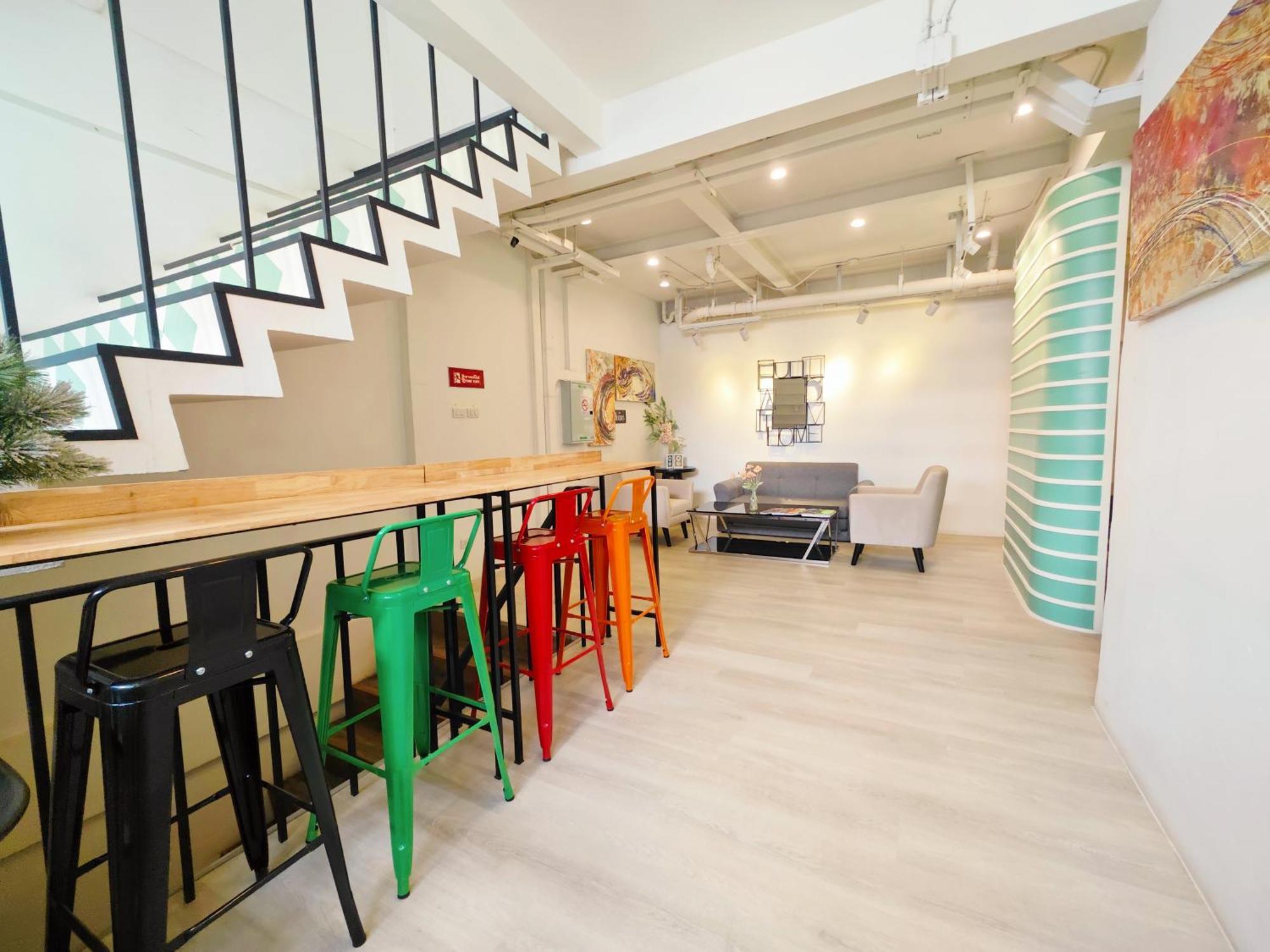 Ostay Asoke Bangkok Makkasan Luaran gambar