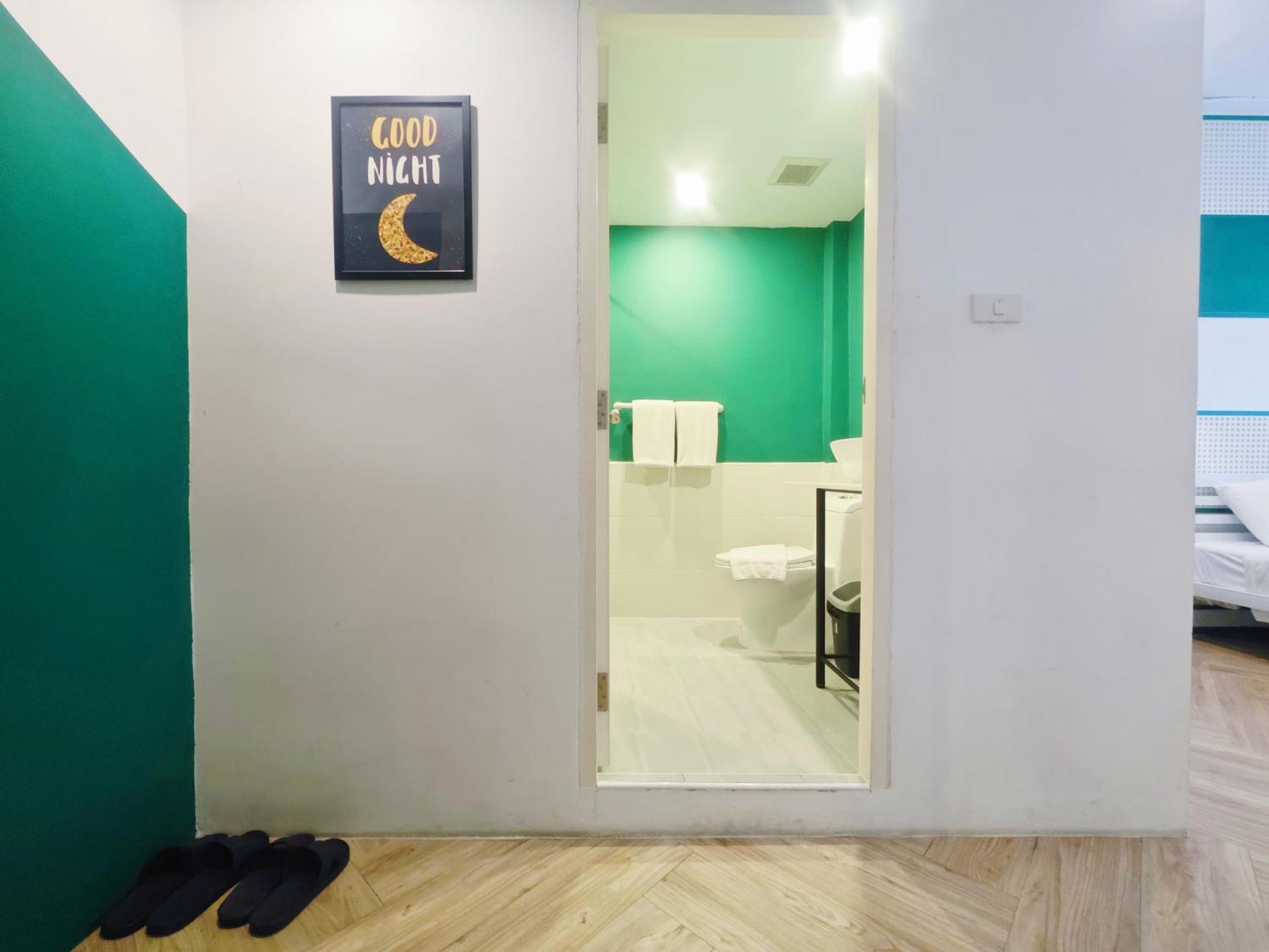 Ostay Asoke Bangkok Makkasan Luaran gambar